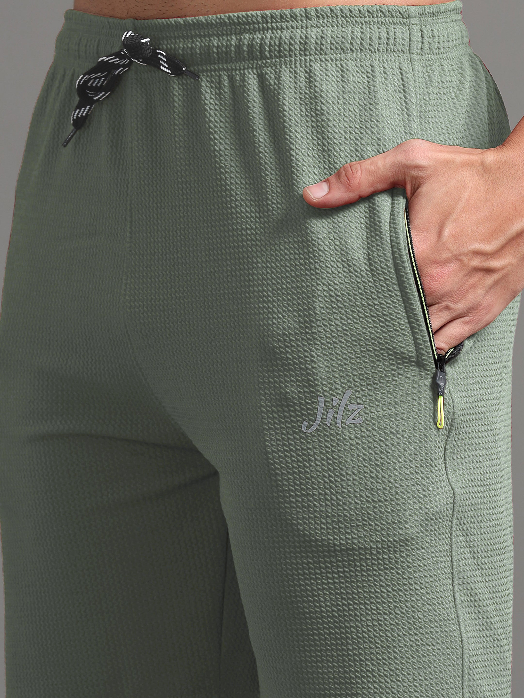 Jilz Men's Shorts - Pista Green