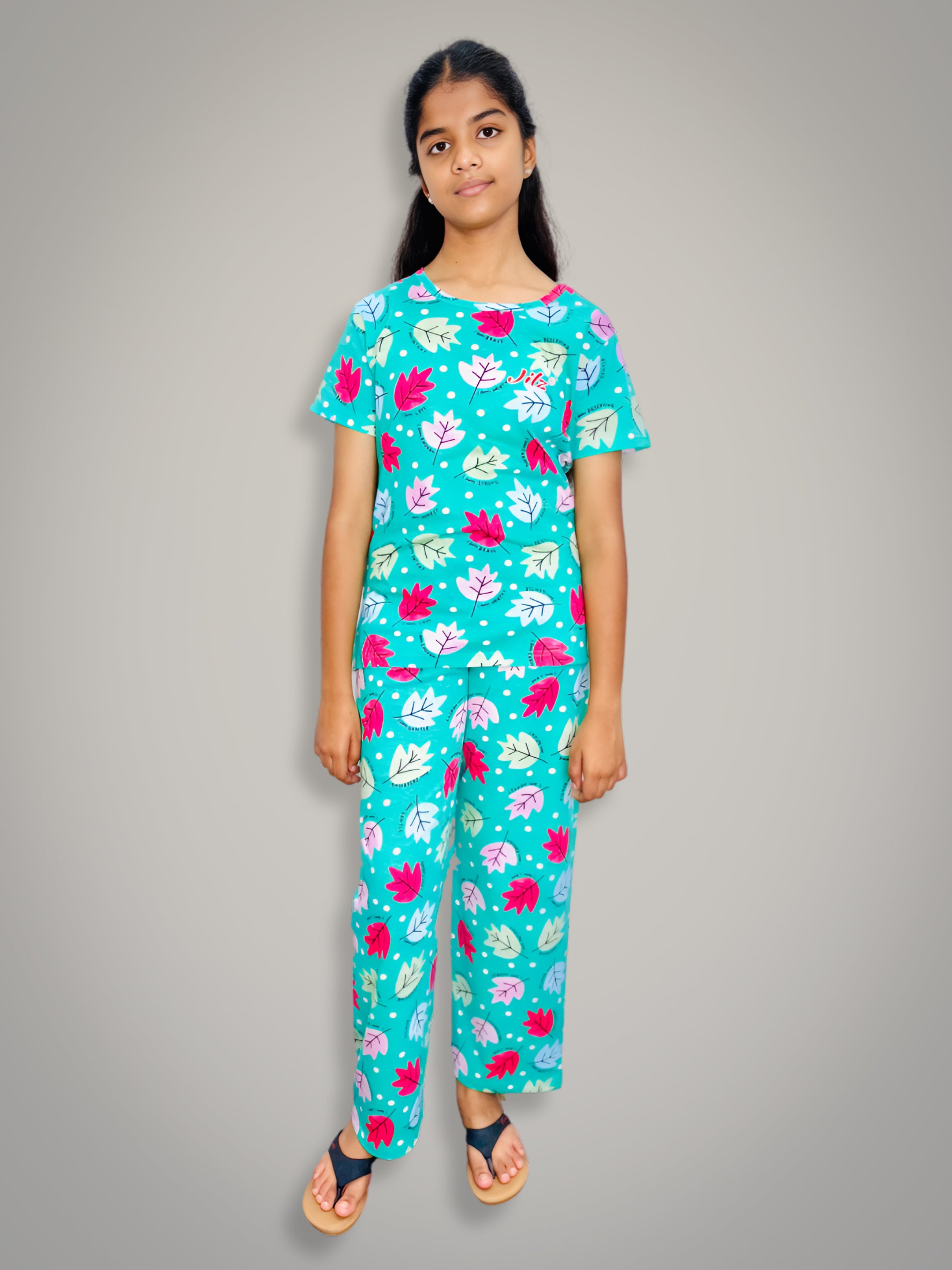 Jilz Girls Cotton  Nightwear - Green